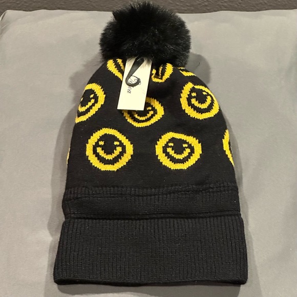 Cozy Glam Ivory Or Black Smiley Face Beanie w/Pom Pom NWT main image 12